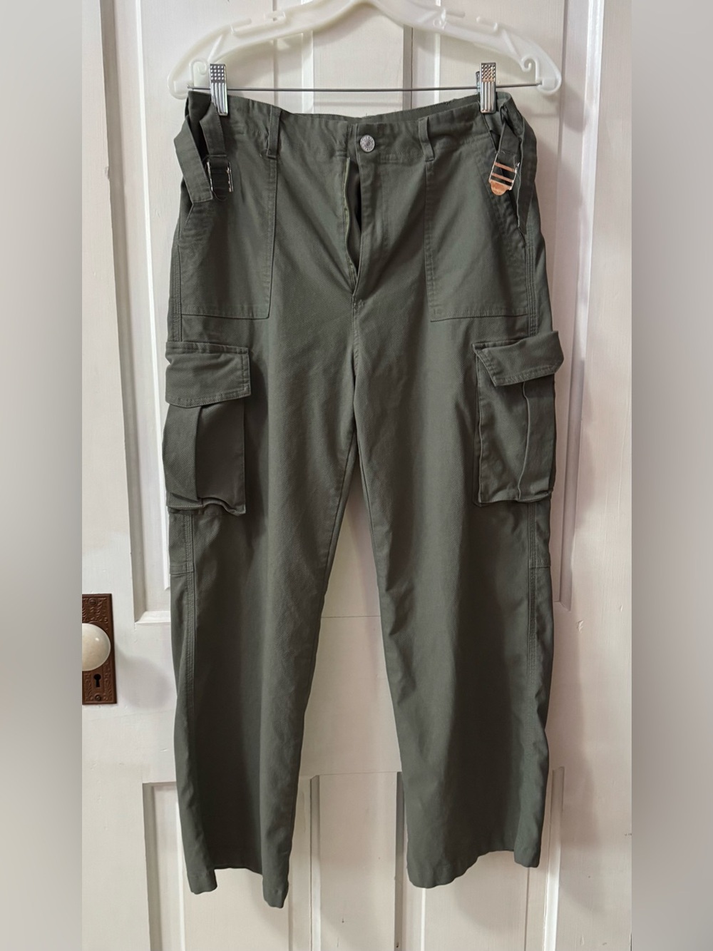 Source Unknown Olive Green Women's Cargo Pants